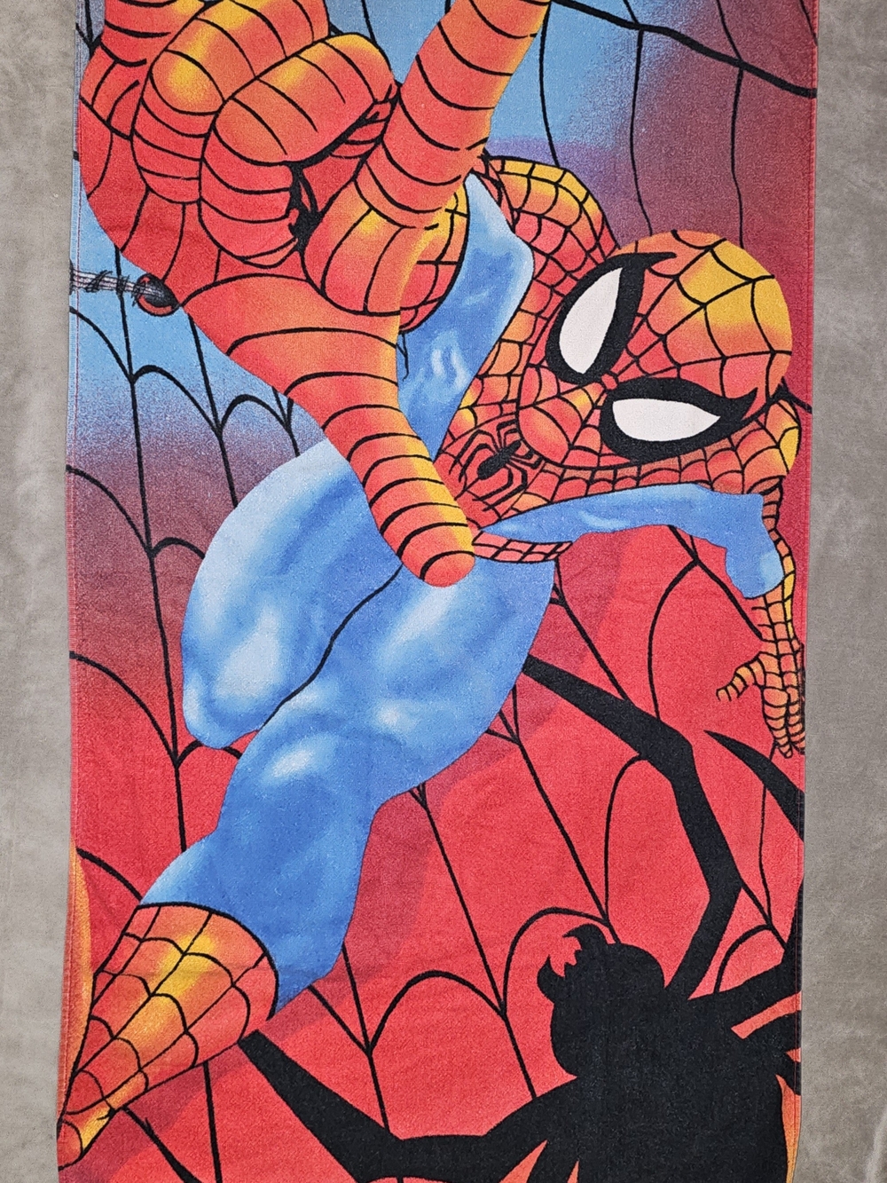 Vintage 2001 Spider-Man Red & Blue Superhero Beach Towel